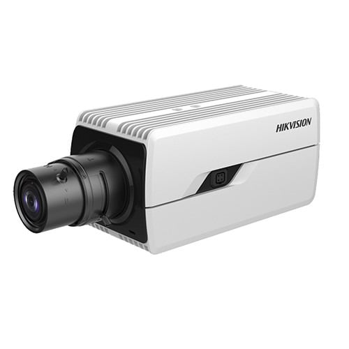 Hikvision Solutions IDS-2CD7046G0-AP Cámara box IP 4Mpx, WDR, P-iris, H.265+, E/S alarma/audio, SD, 12Vdc/24Vac/PoE